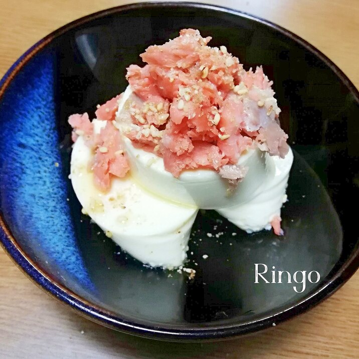 紅鮭とごま油を使ったアレンジ冷奴 レシピ 作り方 By Greenleaf Ik 楽天レシピ